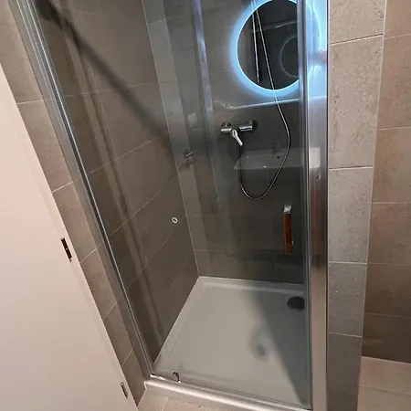 1,5 With Terrace, New Building, 35 Apartmán Bratislava