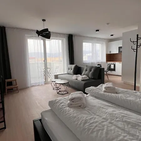 1,5 With Terrace, New Building, 35 Μπρατισλάβα